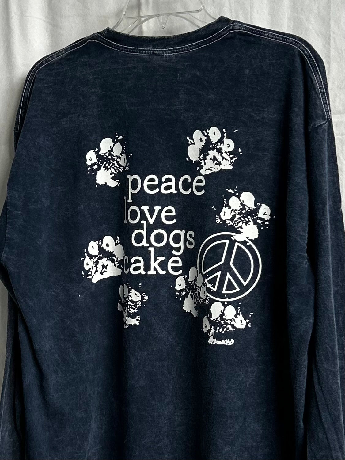 Peace Love Dogs Cake