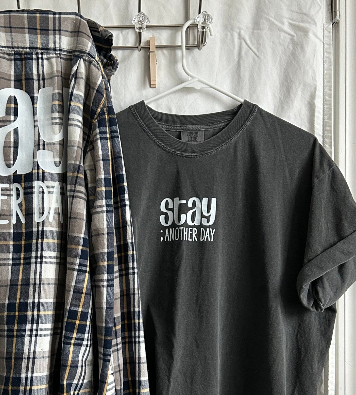 Stay ; ANOTHER DAY Short-sleeved T