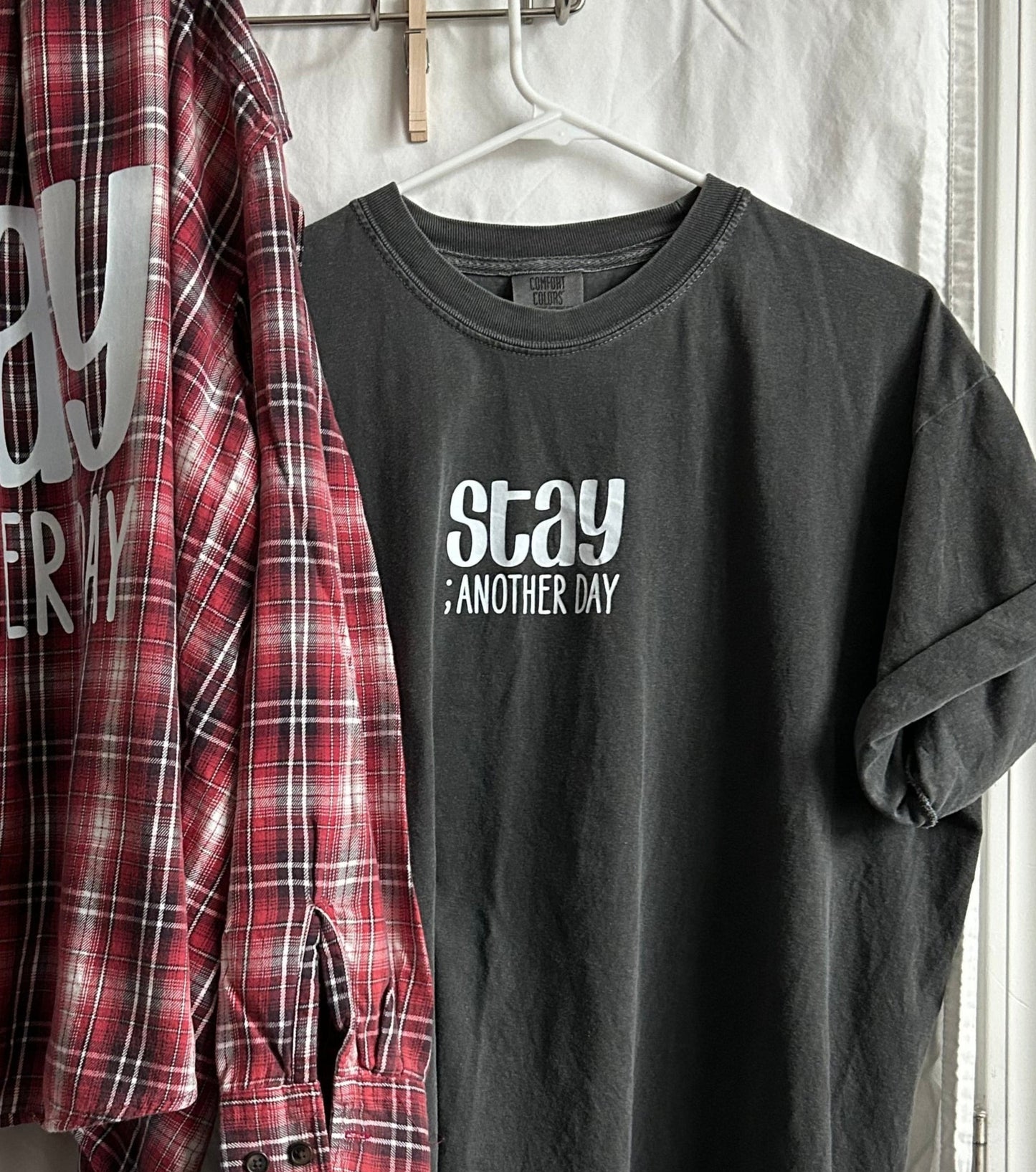 Stay ; ANOTHER DAY Short-sleeved T