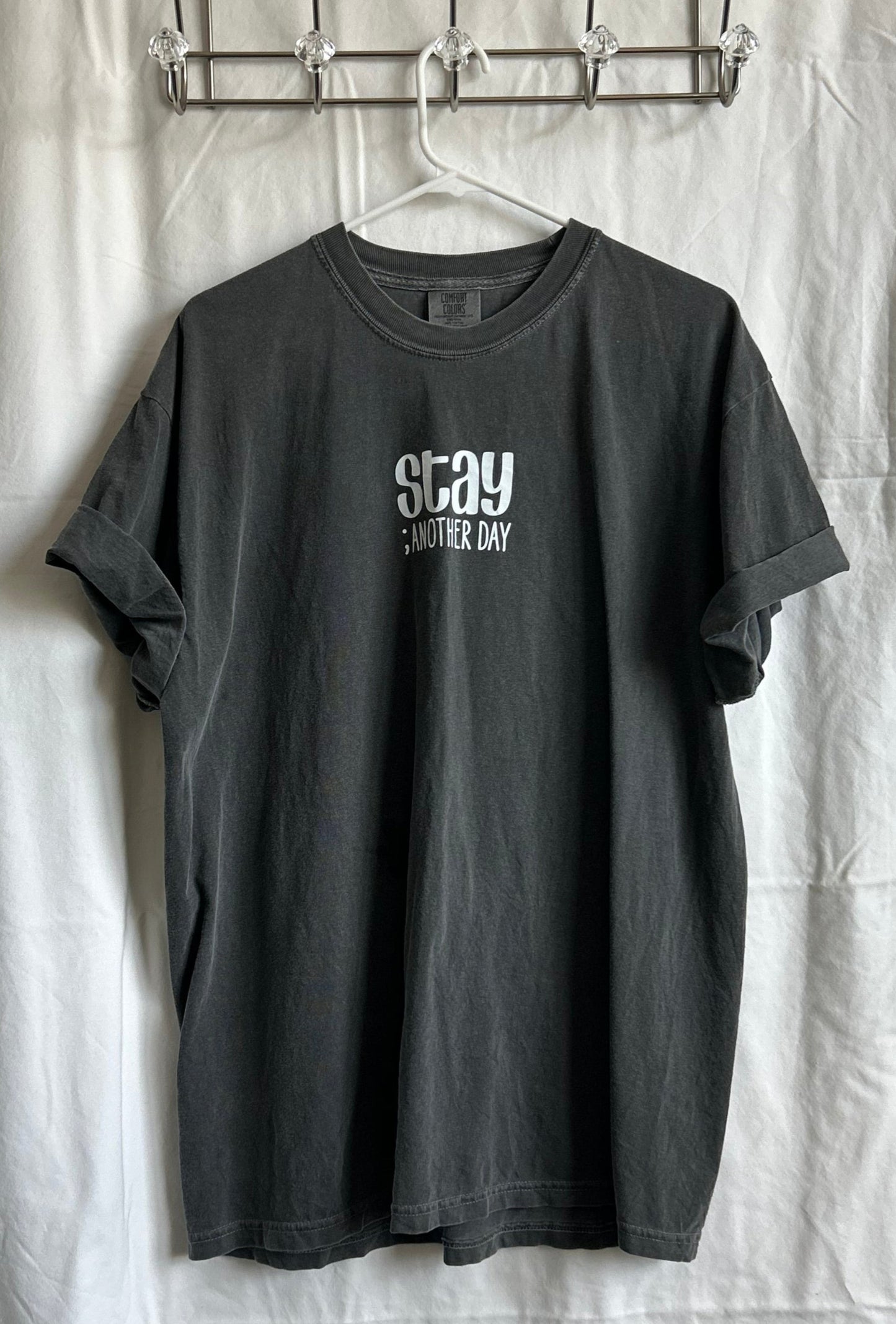 Stay ; ANOTHER DAY Short-sleeved T