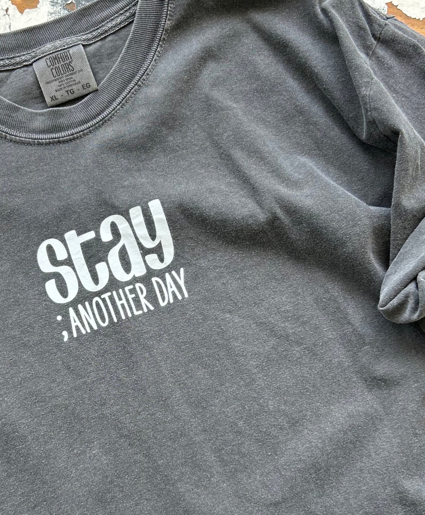 Stay ; ANOTHER DAY Short-sleeved T