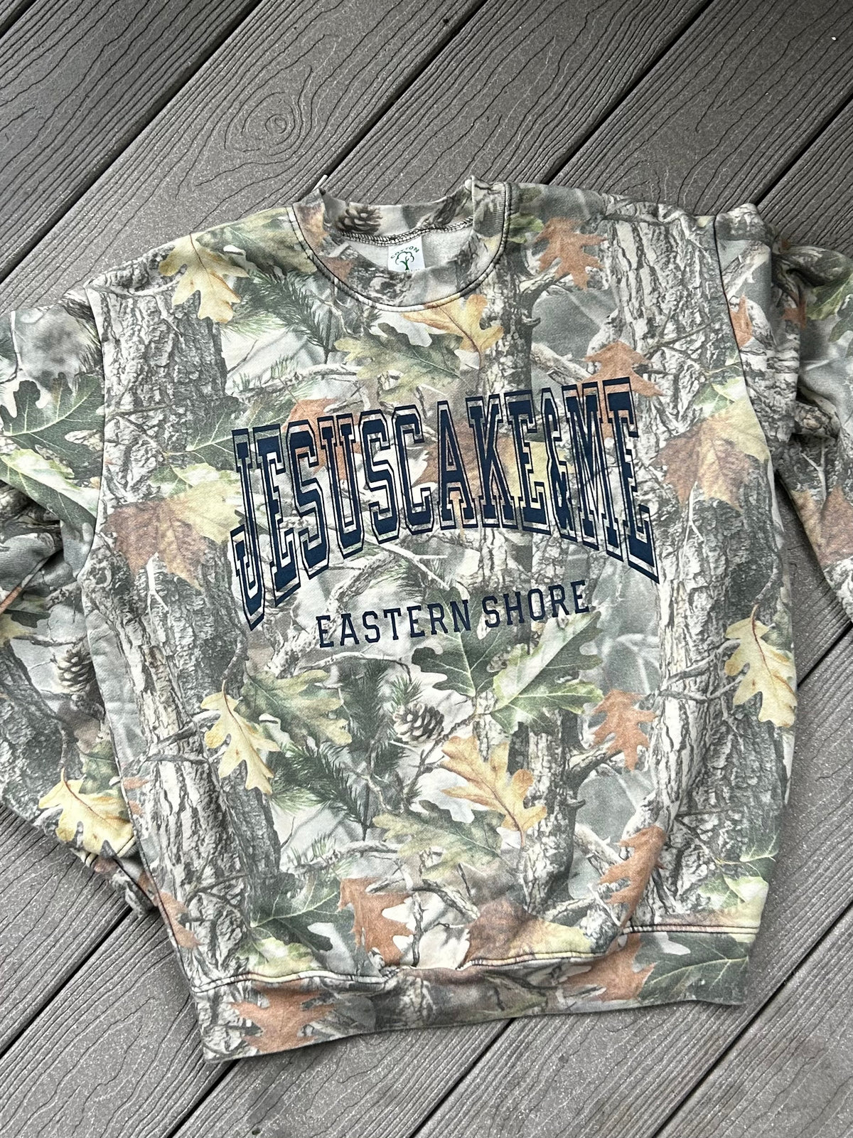 Crews :: Jesus Loves Camo