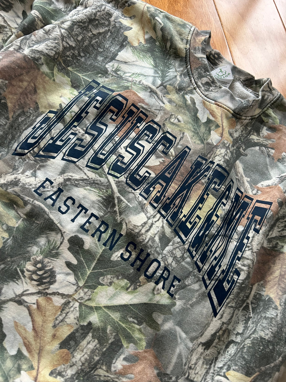 Crews :: Jesus Loves Camo