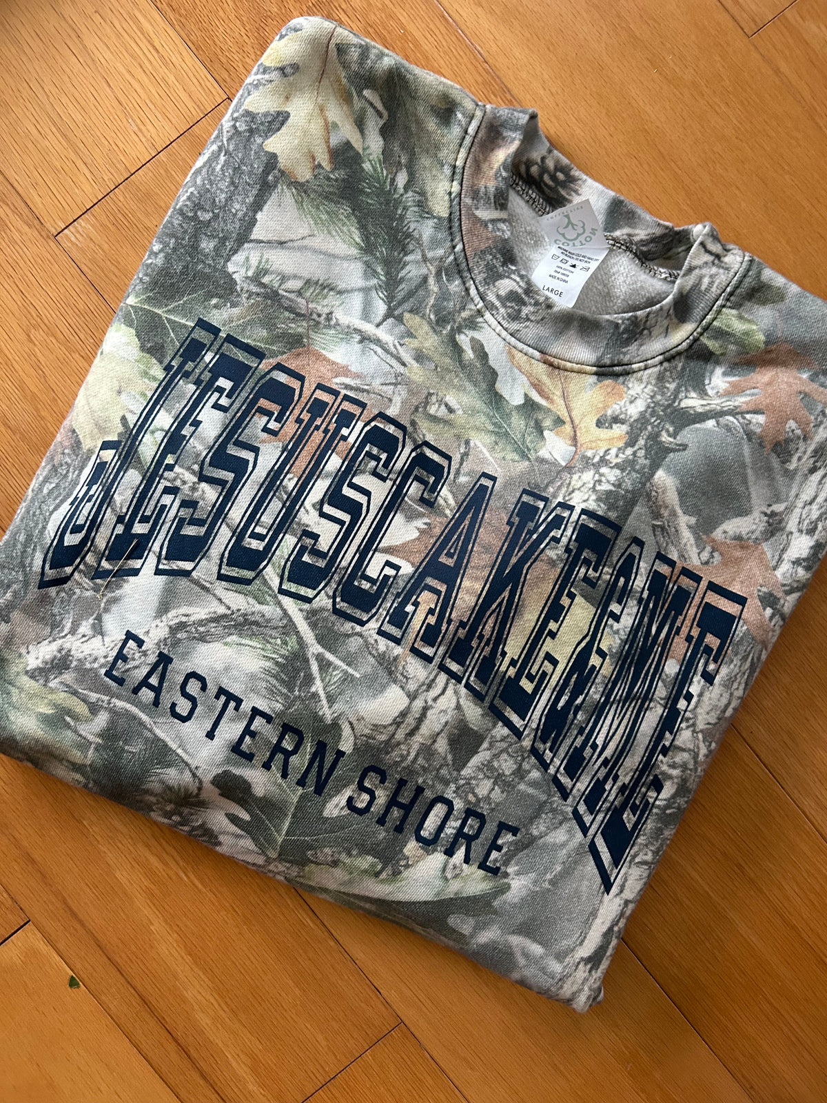 Crews :: Jesus Loves Camo