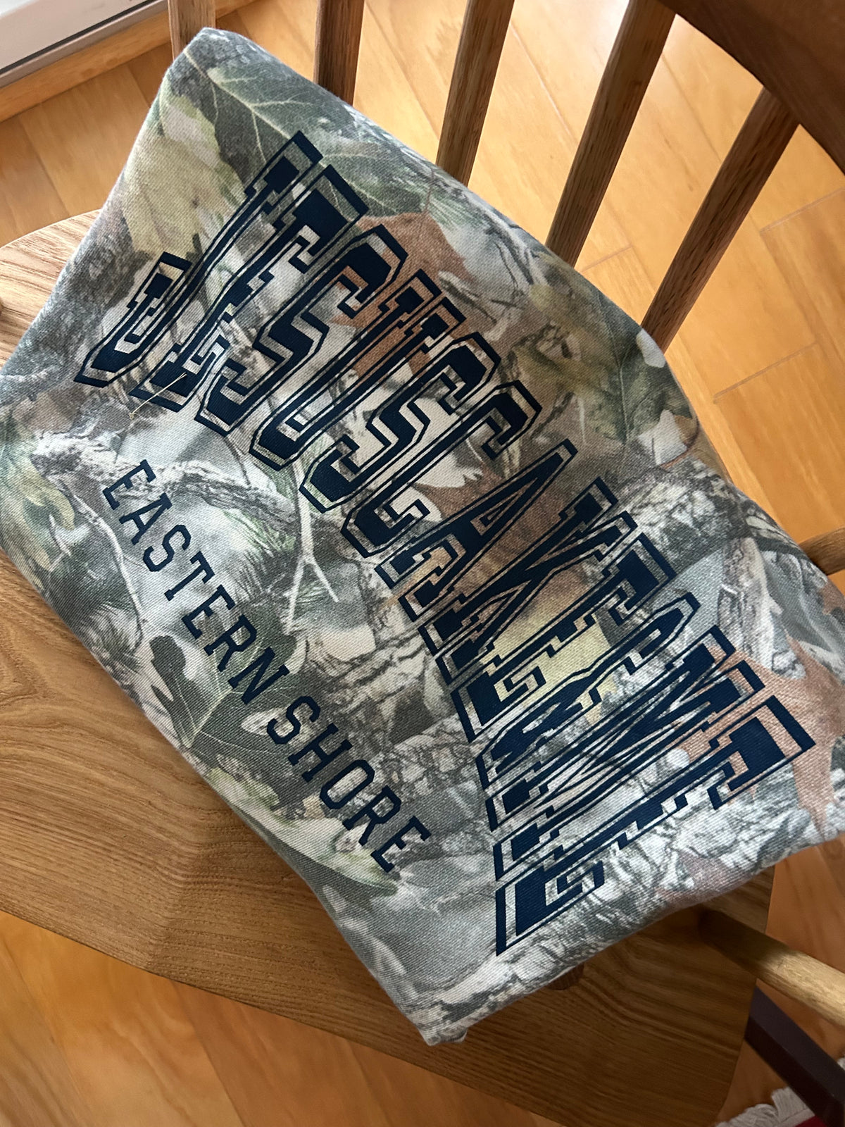 Crews :: Jesus Loves Camo