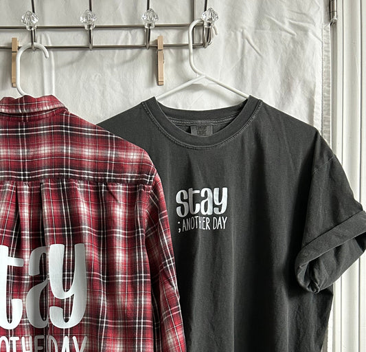Stay ; ANOTHER DAY Short-sleeved T